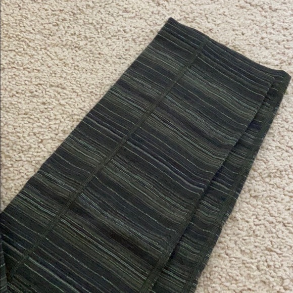 LULULEMON pant - Picture 3 of 5